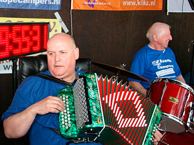 Hennie Kuik in actie in Emmercompascuum.