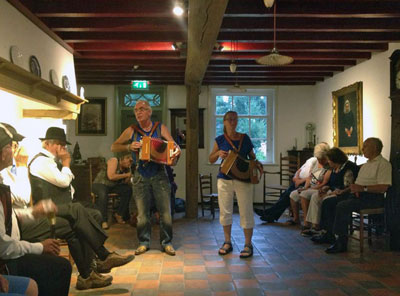 Het trekzakfestival van Veldhoven vindt altijd plaats in een historisch verantwoorde omgeving: Museum t Oude Slot.