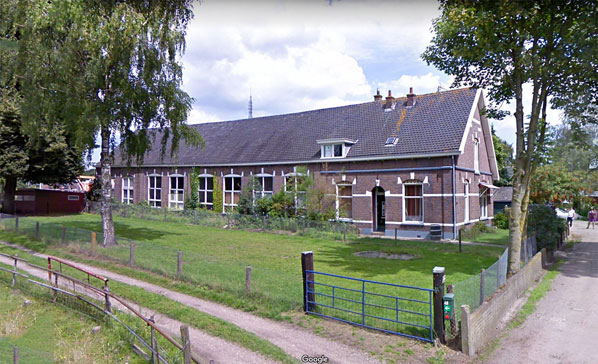 De oude School met de Bijbel waar de workshops worden gehouden